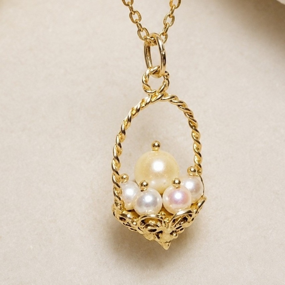 Vintage Gold Tone Faux Pearl Basket Pendant Necklace Floral Basket Charm